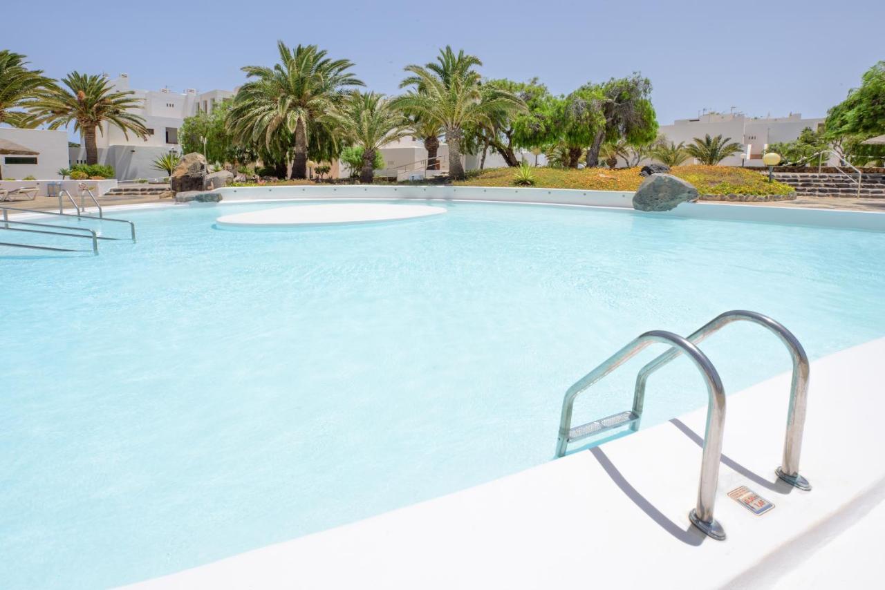 Lanzahost Casa Elena Apartment Costa Teguise Exterior photo